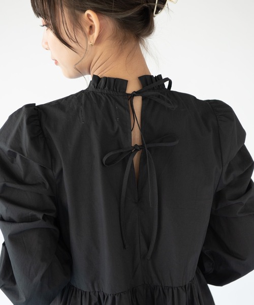 VRIA CHARME(バリアシャルム)の「パワショルダーワンピース(ワンピース・レディース・ブラック/ベージュ・FREE)」の8枚目の写真