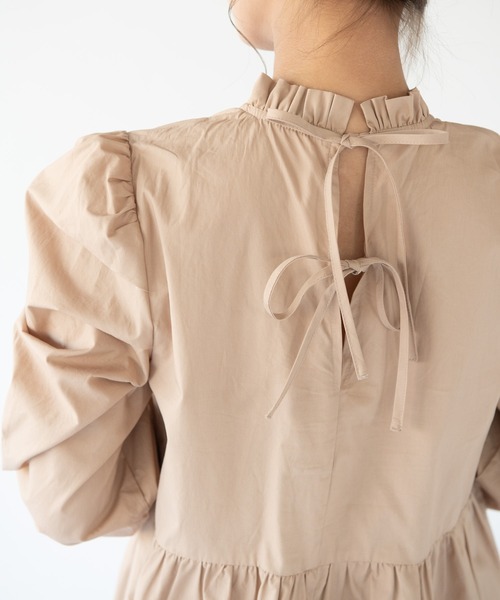 VRIA CHARME(バリアシャルム)の「パワショルダーワンピース(ワンピース・レディース・ブラック/ベージュ・FREE)」の16枚目の写真