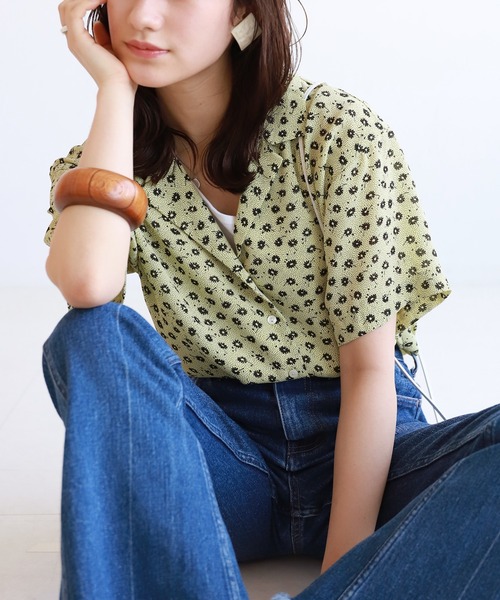 SLOBE citron.（スローブシトロン）の「SLOBE citron. ヴィンテージプリント開襟シャツ◆（シャツ/ブラウス・レディース・ベージュ/イエロー・FREE）」の2枚目の写真