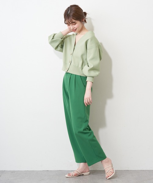 natural couture（ナチュラルクチュール）の「【おうちで洗える！】プチプラハトメバー釦おしゃれカーデ（カーディガン/ボレロ・レディース・オフホワイト/ブラック/ブラウン/グレイッシュベージュ/グリーン/ピンク・FREE）」の9枚目の写真