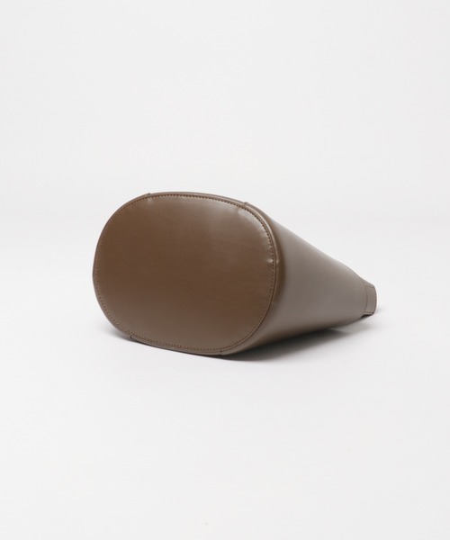 SENSE OF PLACE by URBAN RESEARCH(センスオブプレイスバイアーバンリサーチ)の「2WAYアウトポケットミニトートバッグ(トートバッグ・レディース・ブラック/アイボリー/ブラウン・ONE)」の7枚目の写真