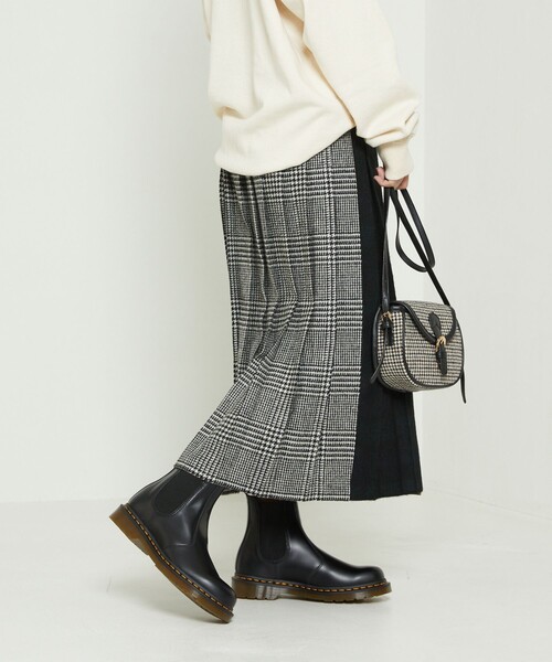 FREAK'S STORE（フリークスストア）の「Dr.Martens/ドクターマーチンCHELSEA BOOT/チェルシーブーツ/2976(サイドゴアブーツ)（ブーツ・レディース・ブラック・4/5/6）」の5枚目の写真