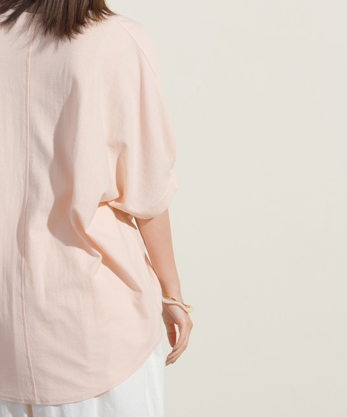 OMNES（オムネス）の「梨地裾ギャザー半袖Tシャツ（Tシャツ/カットソー・レディース・ブラック/グリーン系その他/サーモンピンク・FREE）」の19枚目の写真