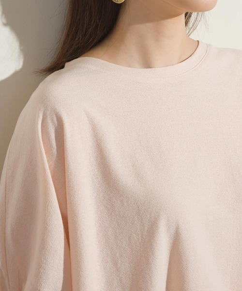 OMNES（オムネス）の「梨地裾ギャザー半袖Tシャツ（Tシャツ/カットソー・レディース・ブラック/グリーン系その他/サーモンピンク・FREE）」の22枚目の写真