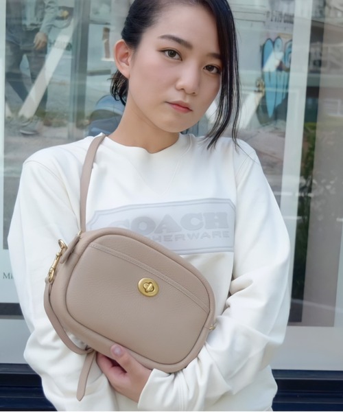 COACH（コーチ）の「カメラ バッグ（ショルダーバッグ・レディース・ベージュ系その他・ﾌﾘ-）」の15枚目の写真