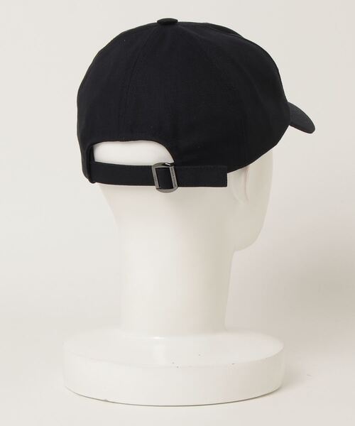 Maison Kitsune（メゾンキツネ）の「LARGE FOX HEAD EMBROIDERY 6P CAP（キャップ・メンズ・ホワイト/ネイビー/バーガンディー/ブラック・U）」の11枚目の写真