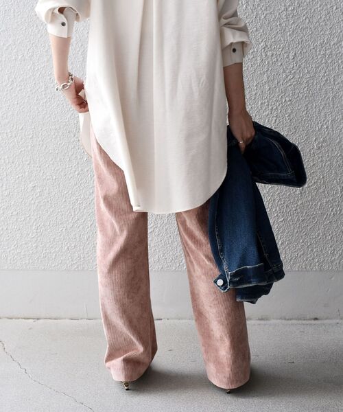 SHIPS（シップス）の「コーデュロイストレートパンツ◇（その他パンツ・レディース・ライトグレー/ピンク/ライム/ブラウン・34/36/38/40）」の13枚目の写真