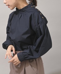 肩ボタンフリルネックＬＳブラウス