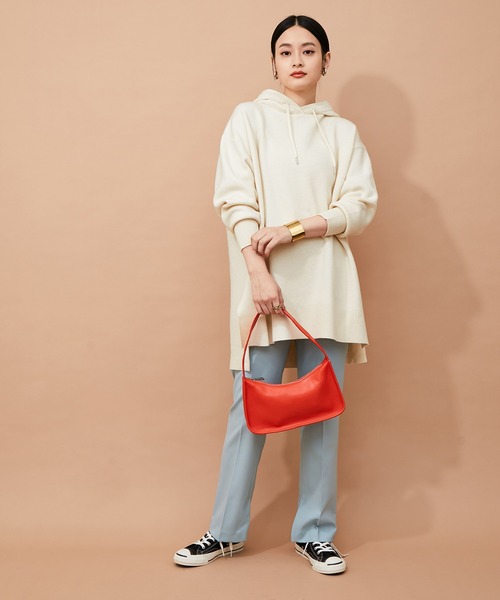 ADAM ET ROPE'(アダムエロペ)の「【アウトレット店舗・WEB限定】オーバーニットパーカー(パーカー・レディース・ブラック/グレー/イエロー/ベージュ系その他/キナリ・FREE)」の17枚目の写真