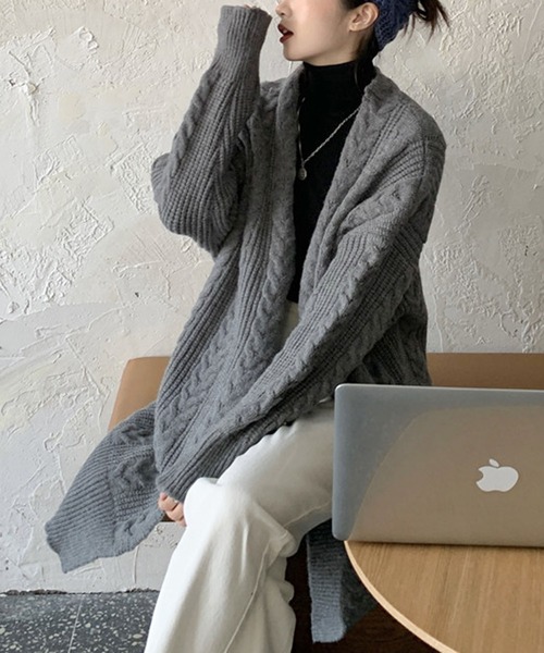 美品【ヨリ】ファンシーへムケーブルカーデ ニット　カーディガン グレー 予約]ゴールドボタンコンパクトニットカーディガン/グレー – Lumier