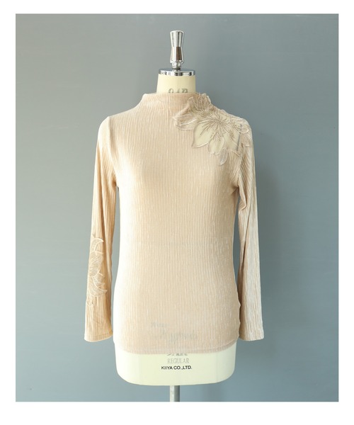 cawaii（カワイイ）の「シアーなお花が肌に咲く伸びやかカットソートップス（Tシャツ/カットソー・レディース・ベージュ・FREE）」の17枚目の写真