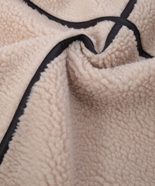fifth calin(フィフスカラン)の「パイピングフライトボアロングコート(ムートンコート・レディース・ベージュ/ブラック・MEDIUM)」の13枚目の写真