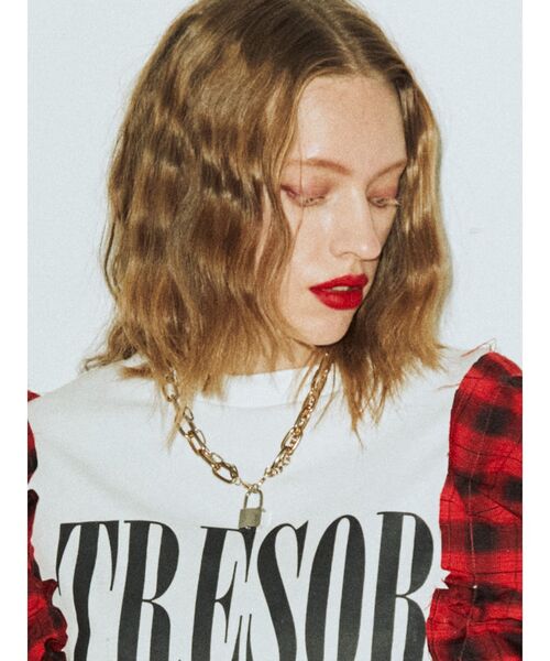 jouetie（ジュエティ）の「パドロックチェーンネックレス（ネックレス・レディース・シルバー/ゴールド・FREE）」の3枚目の写真