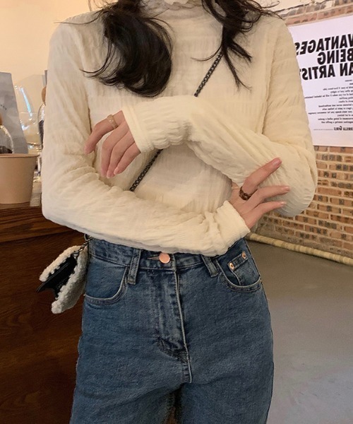 .KOM(ドットコム)の「『.kom/ドットケーオーエム』裏起毛 ハーフネックカットソー(その他トップス・レディース・ホワイト/ブラック・M/L)」の14枚目の写真
