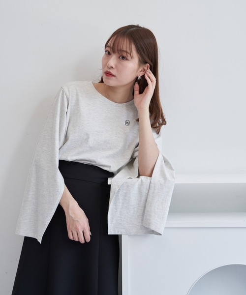 VANNIE U(ヴァニーユー)の「インスリットロゴロンT(Tシャツ/カットソー・レディース・ホワイト/ナチュラル/ブラック・FREE)」の14枚目の写真