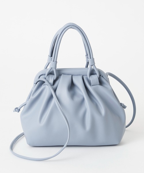 one after another NICE CLAUP（ワンアフターアナザーナイスクラップ）の「フェイクレザーガマ口ショルダーバック（ショルダーバッグ・レディース・ブラウン/サックスブルー/アイボリー・FREE）」の3枚目の写真