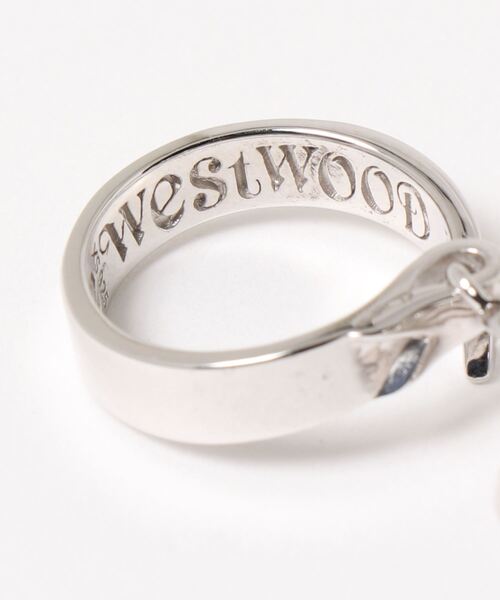 Vivienne Westwood（ヴィヴィアンウエストウッド）の「6404015C CHARM 