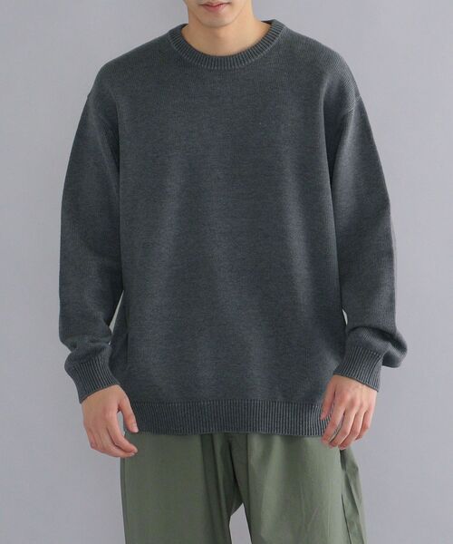 SHIPS(シップス)の「【WEB限定】SHIPS: 〈手洗い可能〉 3.5G ビッグシルエット クルーネック ニット(ニット/セーター・メンズ・ロイヤルブルー/ピンク/ネイビー/ブラック/ホワイト/ベージュ/ダークグレー/イエロー・MEDIUM/LARGE/SMALL/X-LARGE)」の4枚目の写真