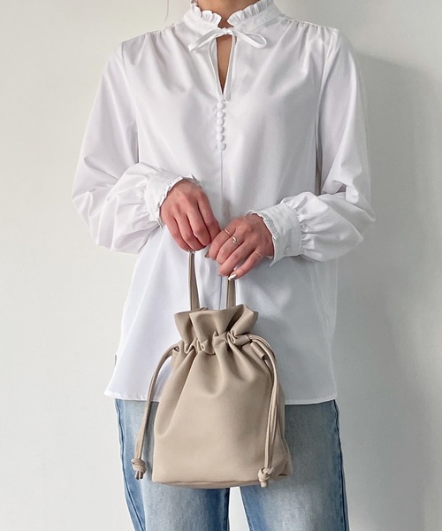 JUNOAH(ジュノア)の「フリルスタンドカラーブラウス(シャツ/ブラウス・レディース・ホワイト/ブラック/ブルー・MEDIUM/LARGE/X-LARGE)」の5枚目の写真