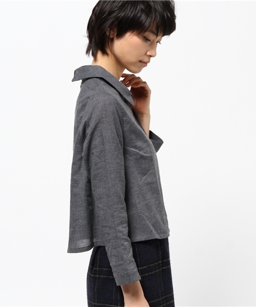 OUTLET（アウトレット）の「【mystic】クロップド丈ブラウス（シャツ/ブラウス・レディース・オフホワイト/ネイビー/ブラック・FREE）」の5枚目の写真