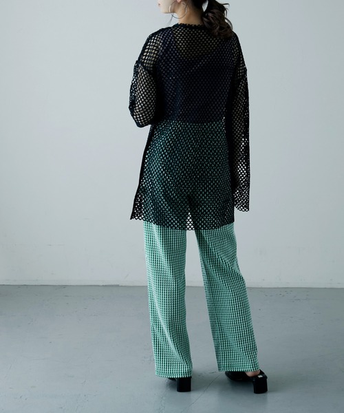 etoll.(エトル)の「メッシュニット プルオーバートップス(ニット/セーター・レディース・ブラック/パープル/グリーン/アイボリー・M)」の17枚目の写真