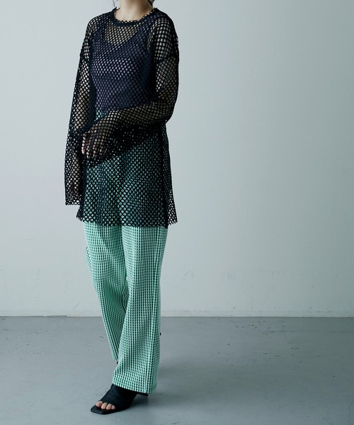 etoll.(エトル)の「メッシュニット プルオーバートップス(ニット/セーター・レディース・ブラック/パープル/グリーン/アイボリー・M)」の15枚目の写真