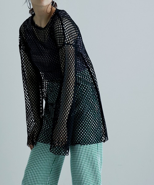 etoll.(エトル)の「メッシュニット プルオーバートップス(ニット/セーター・レディース・ブラック/パープル/グリーン/アイボリー・M)」の21枚目の写真