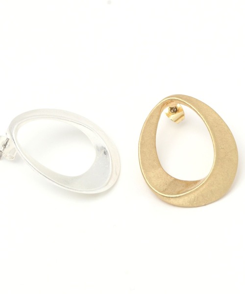 LAKOLE(ラコレ)の「オーバルねじれピアス / 269724(ピアス(両耳用)・レディース・その他1/その他2・FREE)」の4枚目の写真