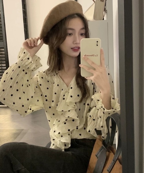 Wefst（ウェスト）の「【Wefst】ドットフリルブラウス（シャツ/ブラウス・レディース・ベージュ/ブラウン・FREE）」の3枚目の写真