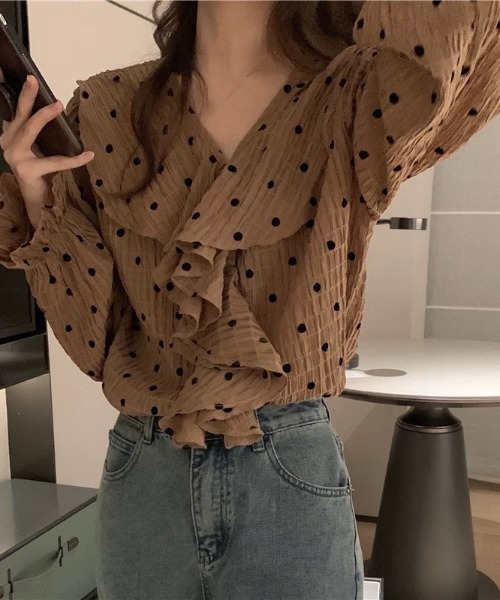 Wefst（ウェスト）の「【Wefst】ドットフリルブラウス（シャツ/ブラウス・レディース・ベージュ/ブラウン・FREE）」の9枚目の写真