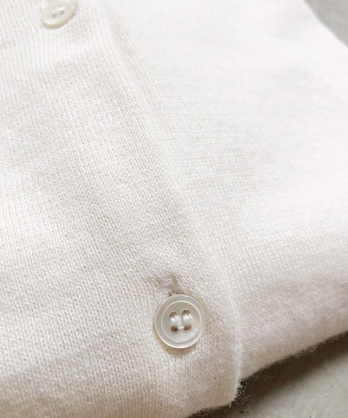 Banner Barrett（バナーバレット）の「カシミヤカーディガン（カーディガン/ボレロ・レディース・ブラック/グレー/オフホワイト/イエロー/グリーン系その他・38）」の7枚目の写真