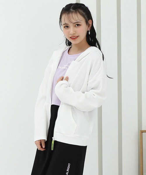 PINKHUNT(ピンクハント)の「PINKHUNT UVカットジップパーカー 6966K(パーカー・キッズ・パープル/ホワイト・140cm/160cm/120cm/130cm/150cm)」の1枚目の写真