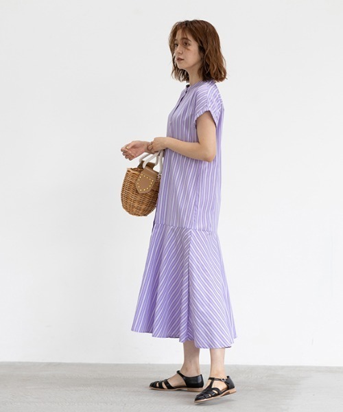 ストライプフレアーシャツワンピース