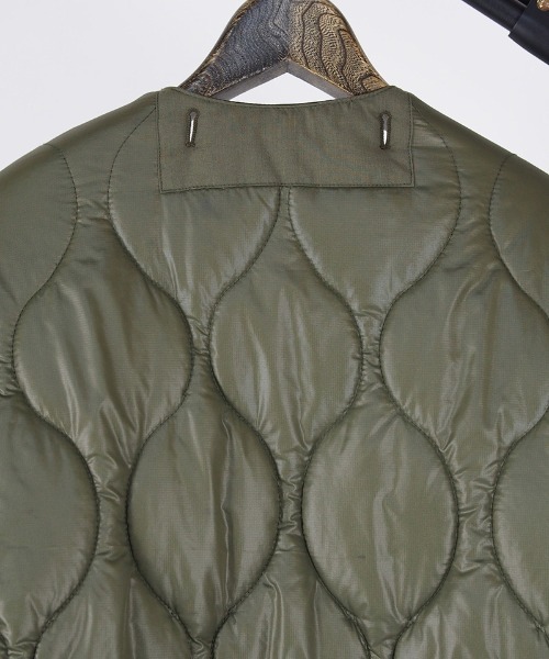 EGO TRIPPING(エゴトリッピング)の「mj8599-REVERSIBLE LINING JACKET ジャケット(ノーカラージャケット・メンズ・カーキ/ブラック・46/48)」の17枚目の写真