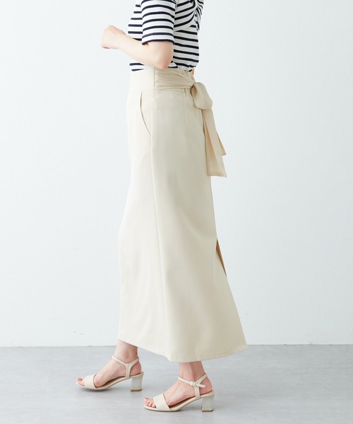 natural couture(ナチュラルクチュール)の「WEB限定サイズ有り/シアーバックリボンナロースカート(スカート・レディース・オフホワイト/ブラック/ブラウン・MEDIUM/LARGE)」の11枚目の写真
