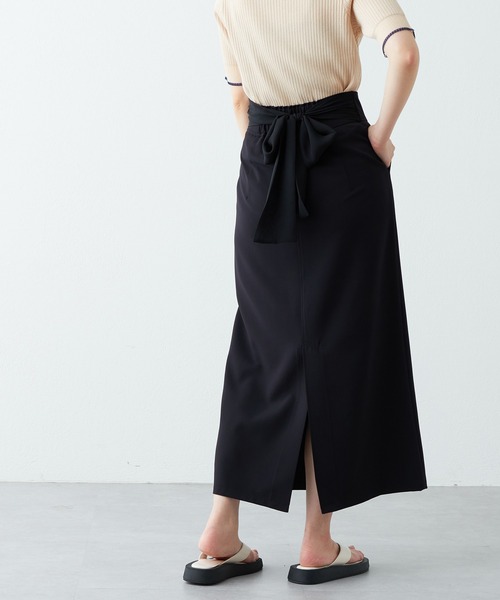 natural couture(ナチュラルクチュール)の「WEB限定サイズ有り/シアーバックリボンナロースカート(スカート・レディース・オフホワイト/ブラック/ブラウン・MEDIUM/LARGE)」の20枚目の写真