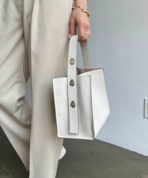 CAPRICIEUX LE'MAGE（カプリシューレマージュ）の「2SETスクエアバッグ（トートバッグ・レディース・キャメル/アイボリー/グレイッシュベージュ/ブラック・FREE）」の14枚目の写真