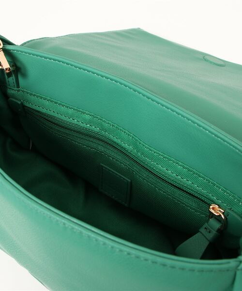 kakatoo（カカトゥ）の「カカトゥ kakatoo / リボンディテールソフトレザーフラップバッグ（ハンドバッグ・レディース・ブラック/グリーン/アイボリー/ブラウン・FREE）」の6枚目の写真