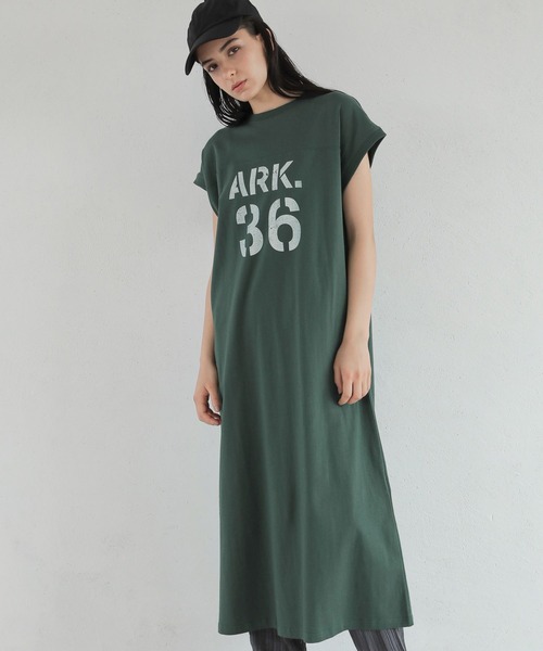 LAKOLE（ラコレ）の「アソートフットボールロゴワンピース / 299132（ワンピース・レディース・ネイビー/グリーン/マスタード・SMALL/MEDIUM）」の5枚目の写真