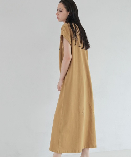 LAKOLE（ラコレ）の「アソートフットボールロゴワンピース / 299132（ワンピース・レディース・ネイビー/グリーン/マスタード・SMALL/MEDIUM）」の13枚目の写真