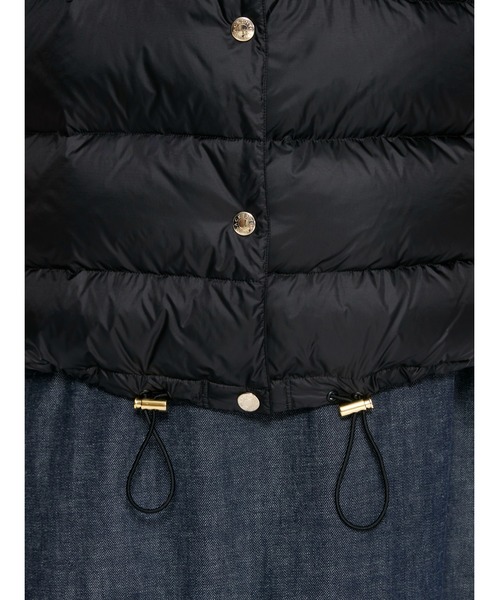 Mackintosh(マッキントッシュ)の「SKYE DOWN STAND COLLAR / LONG STAND COLLAR DOWN COAT(ダウンジャケット/コート・レディース・ブラック・6/8)」の12枚目の写真