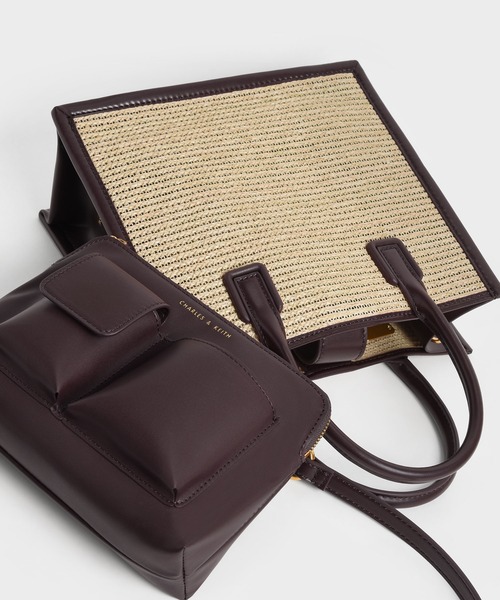CHARLES & KEITH(チャールズ & キース)の「ダブルハンドル ラフィアトートバッグ / Double Handle Raffia Tote Bag(トートバッグ・レディース・ブラウン/セージグリーン・M)」の4枚目の写真
