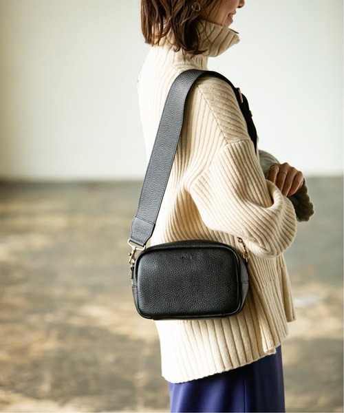 ⭐︎miku　ch!iii/チー widebelt bostonバッグ　黒 追加9》ch!iii/チー widebelt bostonバッグ（ショルダーバッグ