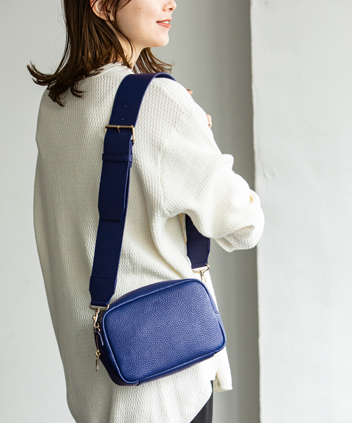 Ch!iii BAG(チーバック)の「《追加6》【ch!iii】widebelt boston バッグ(ショルダーバッグ・レディース・ブルー/ブラック/ベージュ系その他/ホワイト・FREE)」の12枚目の写真