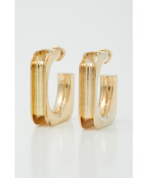 SLY（スライ）の「SQUARE HOOP P/EARRING スクエア フープピアス（ピアス（両耳用）・レディース・シルバー/ゴールド・FREE）」の4枚目の写真