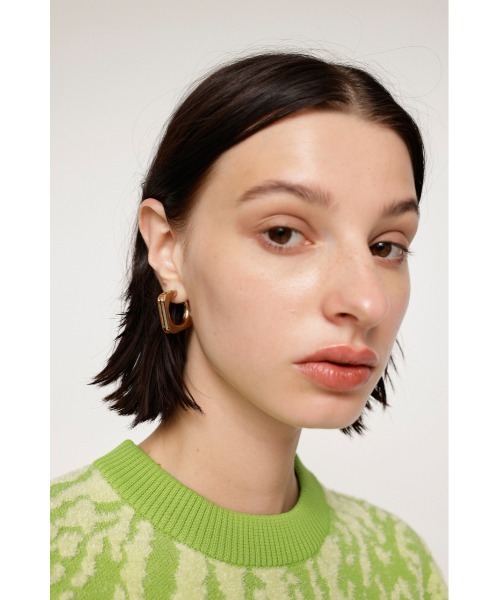 SLY（スライ）の「SQUARE HOOP P/EARRING スクエア フープピアス（ピアス（両耳用）・レディース・シルバー/ゴールド・FREE）」の14枚目の写真