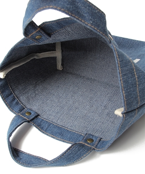 niko and...(ニコアンド)の「オリジナルニコロゴトートバッグS【niko and...】(トートバッグ・ブルー/ホワイト/ブラック・0)」の16枚目の写真