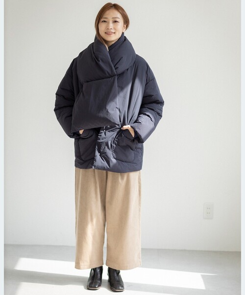 THE SHOP TK （ザ ショップ ティーケー ）の「◆【美シルエット】コーデュロイタックワイド（その他パンツ・レディース・ベージュ/ブラック・11/12）」の17枚目の写真