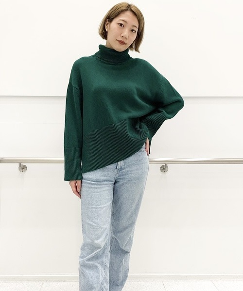 GAP（ギャップ）の「オーバーサイズ タートルネックセーター（ニット/セーター・レディース・ホワイト/ブラック/ネイビー/ブルー/グリーン/その他・S/M/L/XL/XS/XXS）」の9枚目の写真