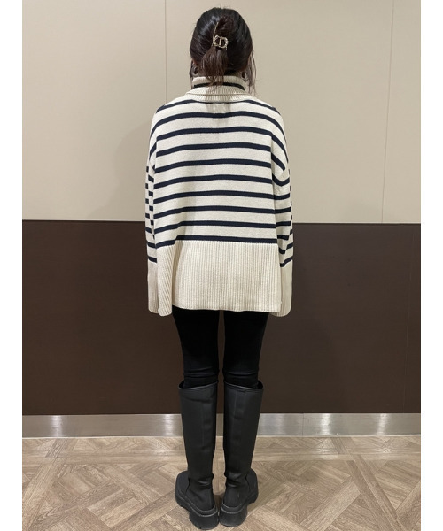 GAP（ギャップ）の「オーバーサイズ タートルネックセーター（ニット/セーター・レディース・ホワイト/ブラック/ネイビー/ブルー/グリーン/その他・S/M/L/XL/XS/XXS）」の16枚目の写真